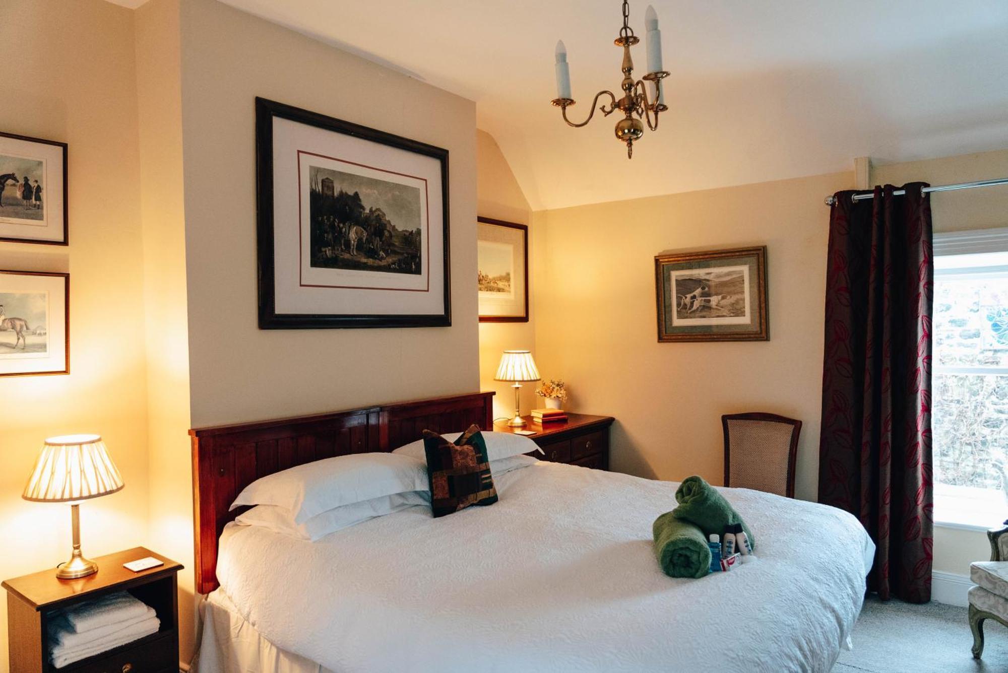 Luxury Accommodation In County Antrim With Riverside Hot Tub Kells Exteriör bild
