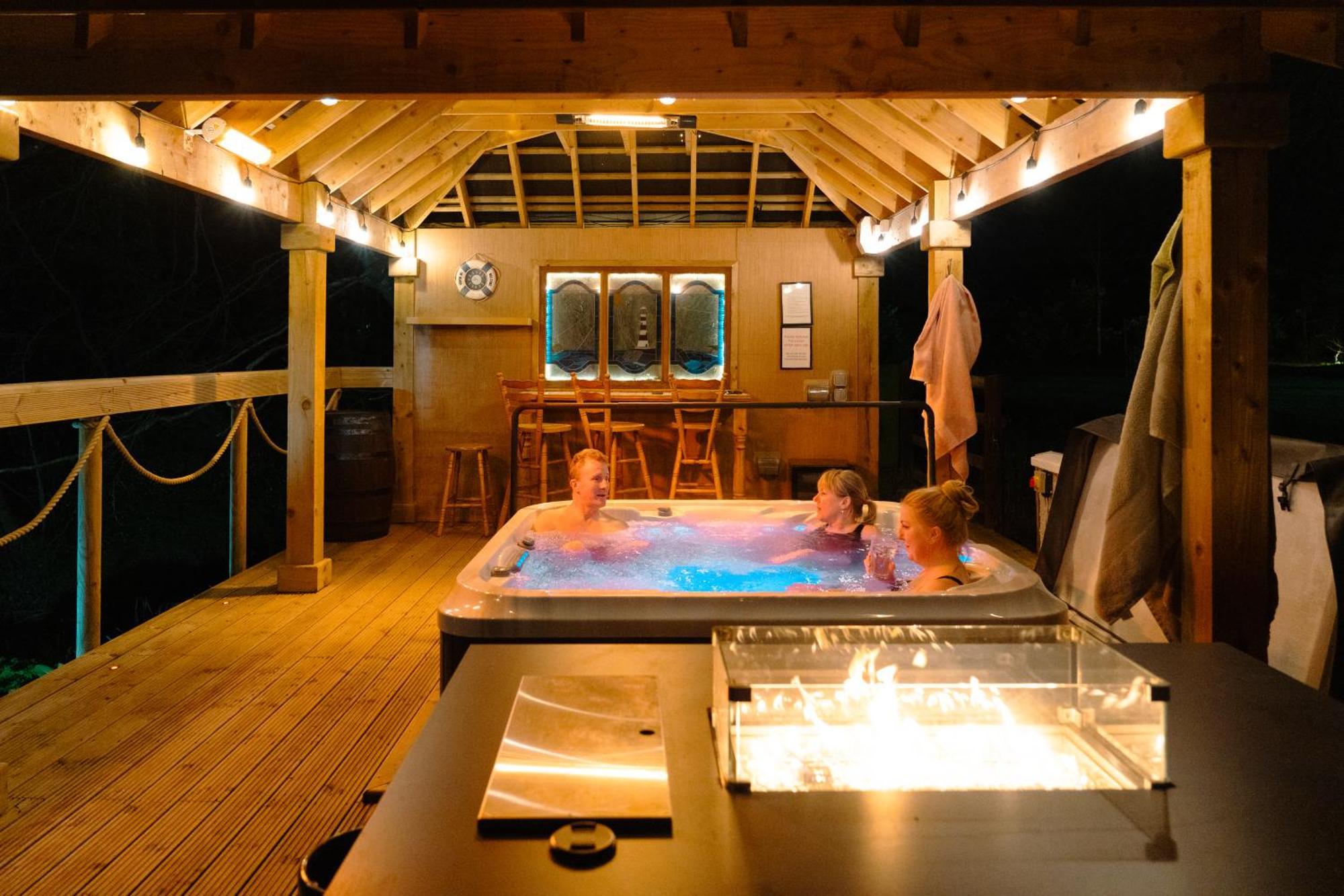 Luxury Accommodation In County Antrim With Riverside Hot Tub Kells Exteriör bild