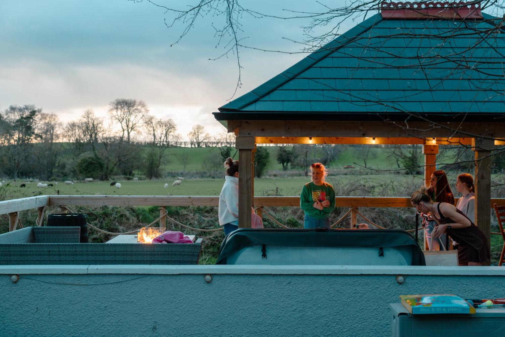Luxury Accommodation In County Antrim With Riverside Hot Tub Kells Exteriör bild